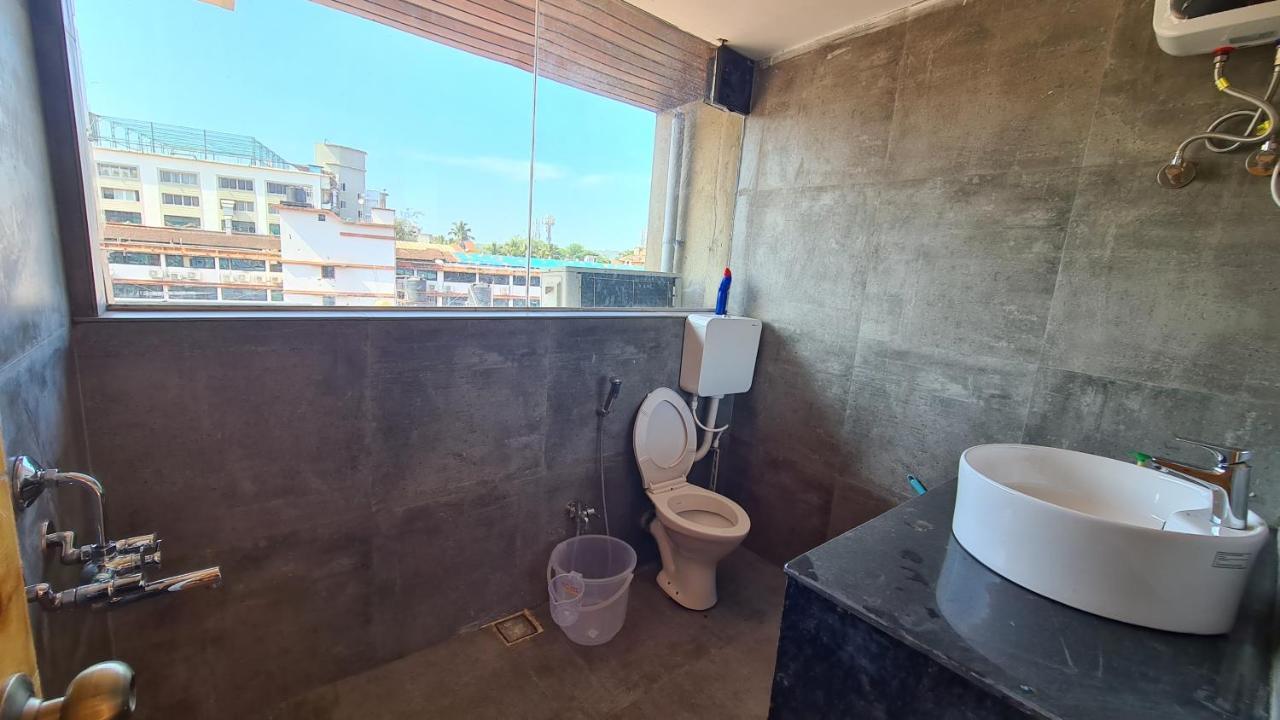 Rk 2 And 3 Bedroom Penthouse Panaji Bagian luar foto
