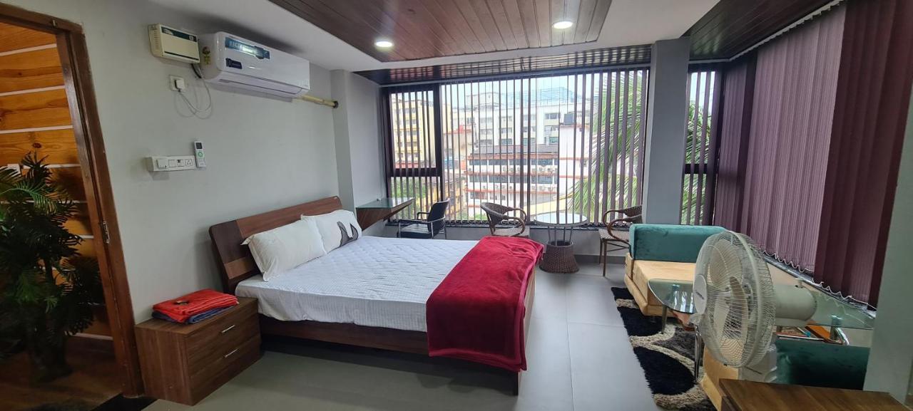 Rk 2 And 3 Bedroom Penthouse Panaji Bagian luar foto