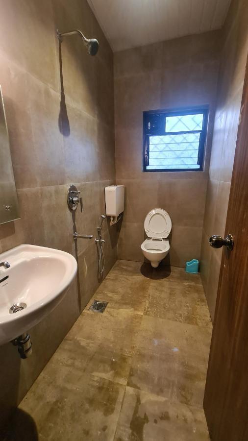Rk 2 And 3 Bedroom Penthouse Panaji Bagian luar foto